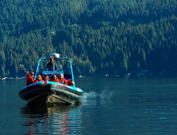 Bowen Island Boat and Dinner Tour