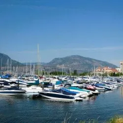 Book Hotel Kelowna